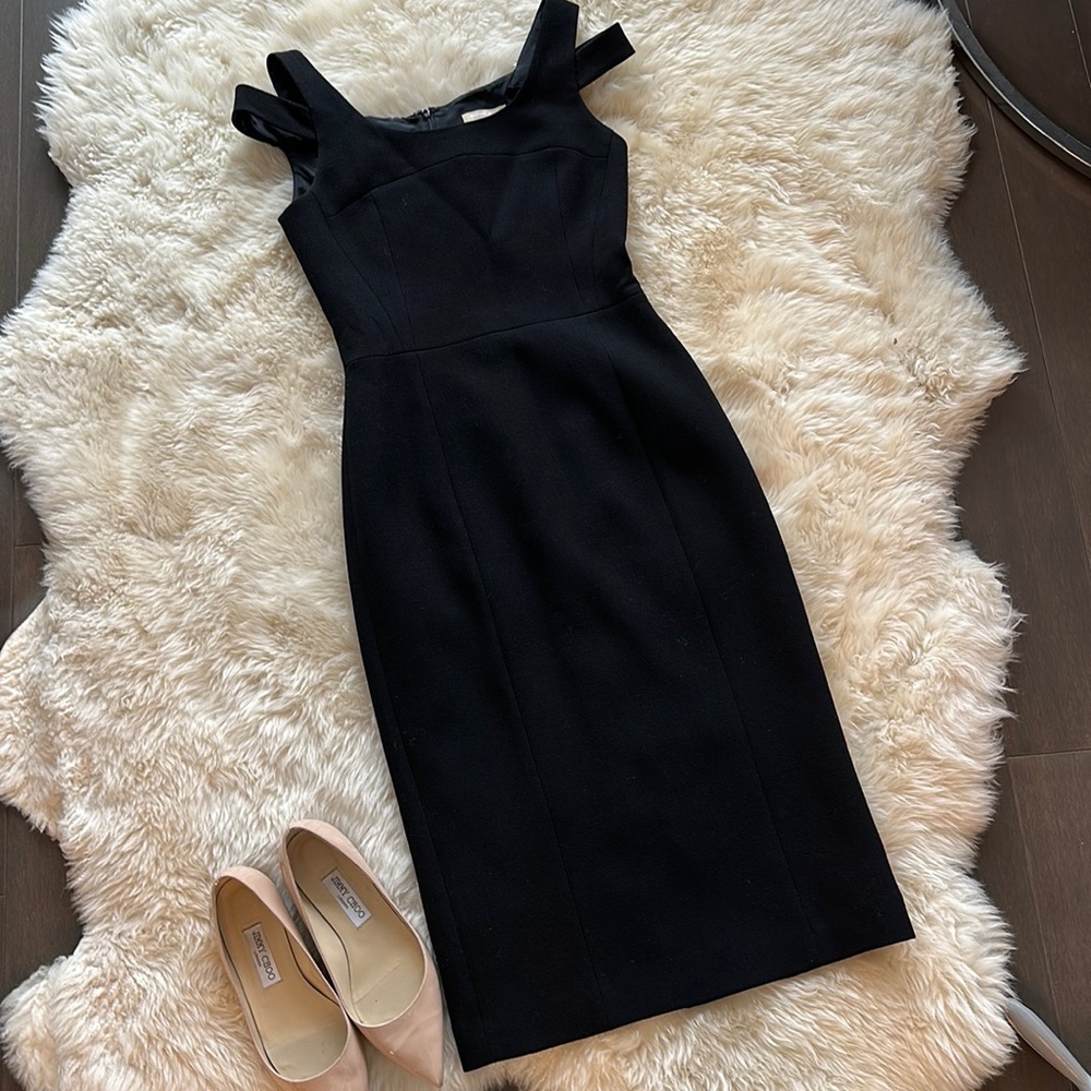 MICHAEL KORS COLLECTION - Size 4 - Little black dress